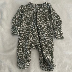 Baby girl clothes